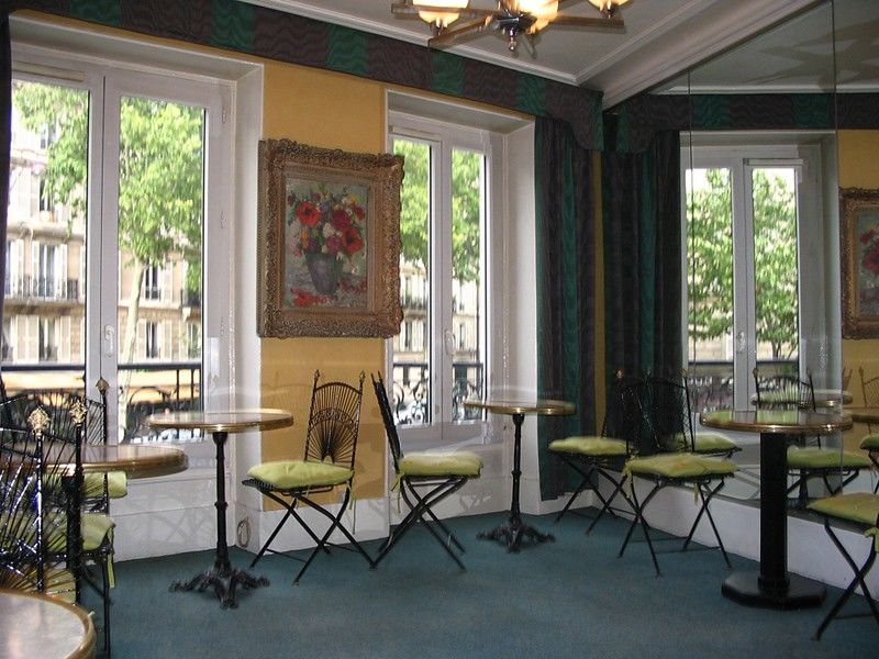 Hotel Avama Prony Paris Exterior photo